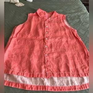 Tommy Bahama women’s sleeveless button down top. Size Large. Orange / coral.